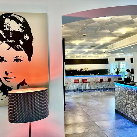 Hotel Etna - Nuova Gestione Romagnola All-Inclusive Spiaggia Parcheggio 리치오네 외부 사진