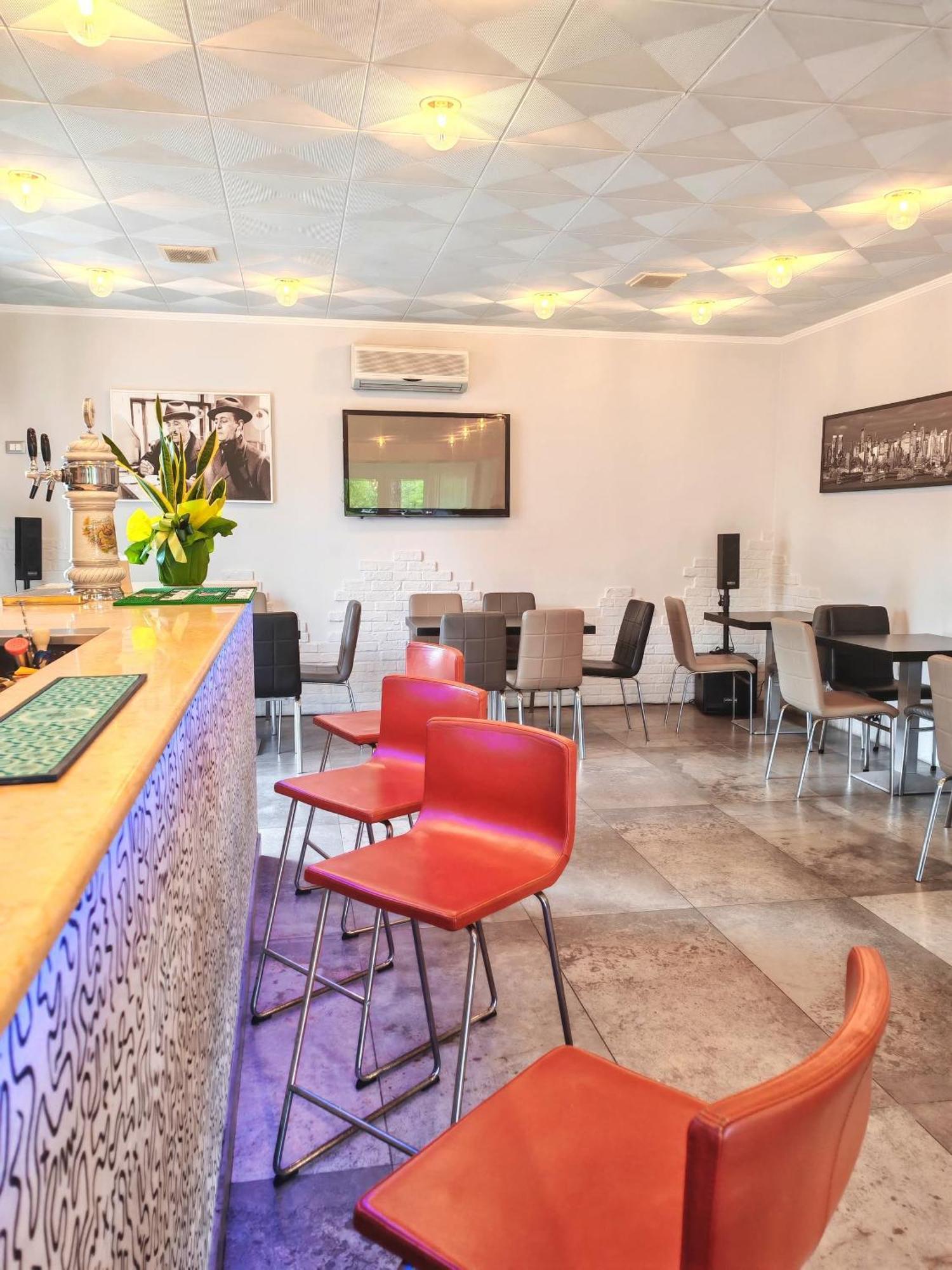 Hotel Etna - Nuova Gestione Romagnola All-Inclusive Spiaggia Parcheggio 리치오네 외부 사진