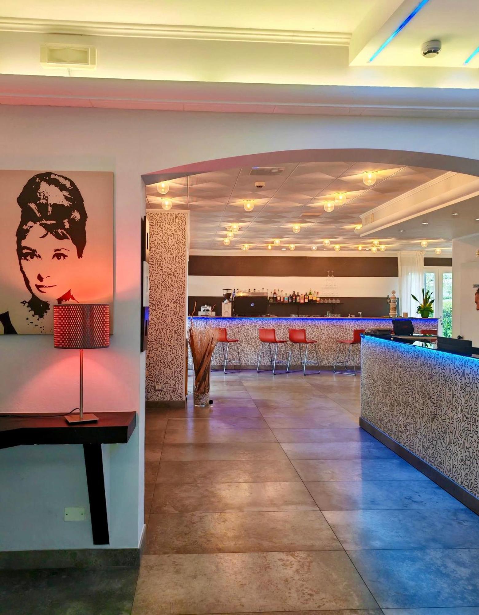 Hotel Etna - Nuova Gestione Romagnola All-Inclusive Spiaggia Parcheggio 리치오네 외부 사진