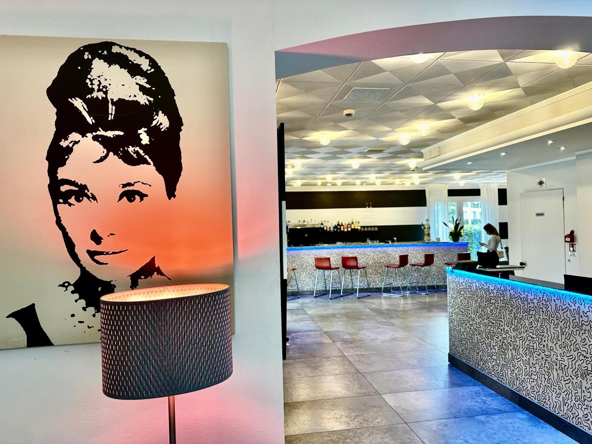 Hotel Etna - Nuova Gestione Romagnola All-Inclusive Spiaggia Parcheggio 리치오네 외부 사진