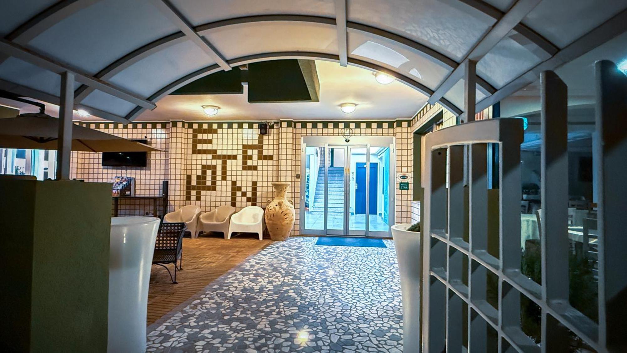 Hotel Etna - Nuova Gestione Romagnola All-Inclusive Spiaggia Parcheggio 리치오네 외부 사진