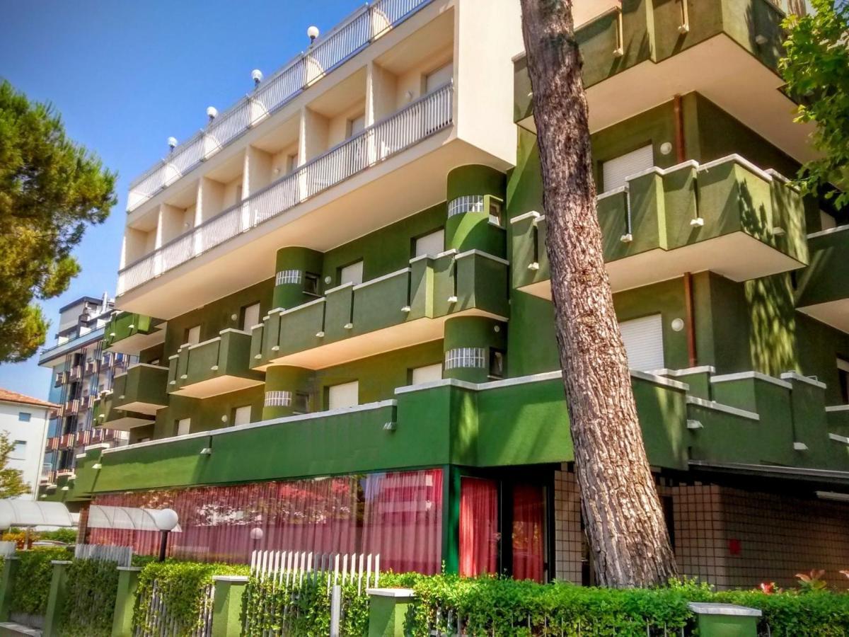 Hotel Etna - Nuova Gestione Romagnola All-Inclusive Spiaggia Parcheggio 리치오네 외부 사진